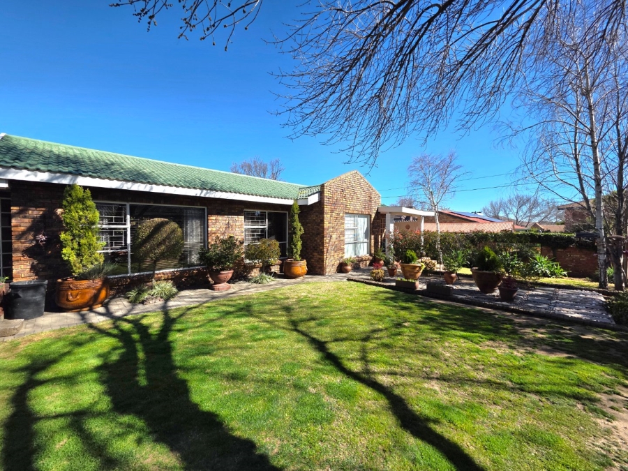 2 Bedroom Property for Sale in La Provance Free State